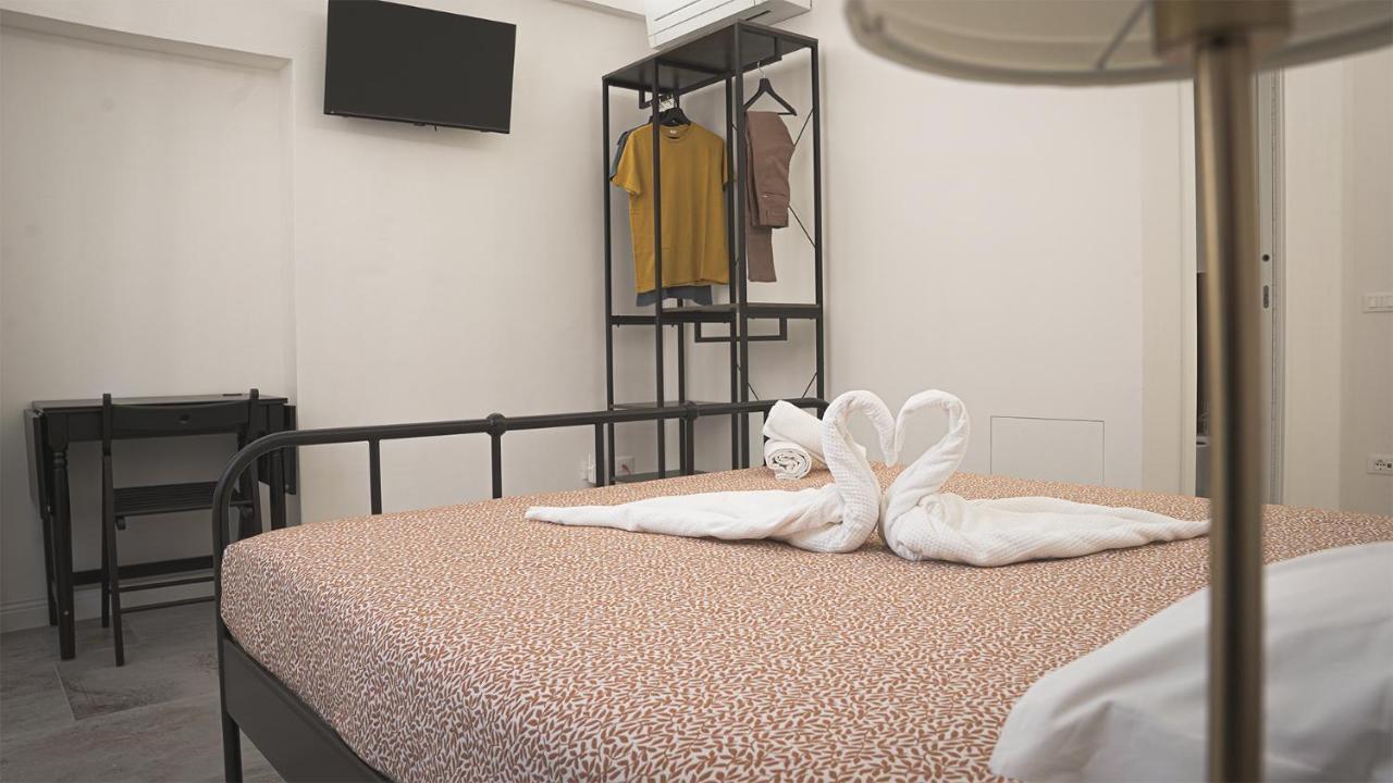 Corso Italia Pisa Smart Rooms Bagian luar foto